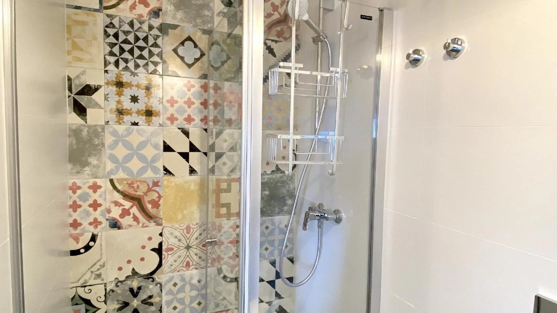 Apartment Ferienwohnung Fuer 6 Personen Ca 90 Qm In Nerja, Andalusien Costa Del Sol