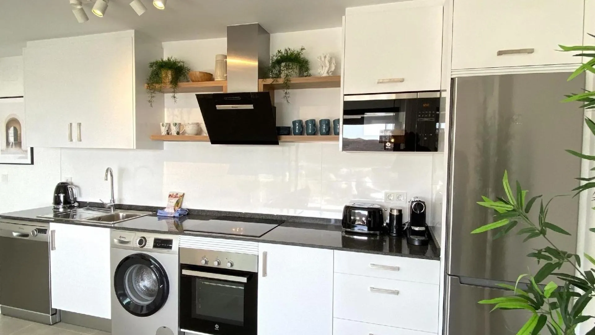 Apartment Ferienwohnung Fuer 6 Personen Ca 90 Qm In Nerja, Andalusien Costa Del Sol Spain